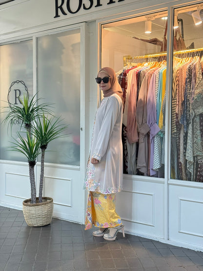 Kebaya Sulam Che Nom in Light Taupe (Early Bird Promo)