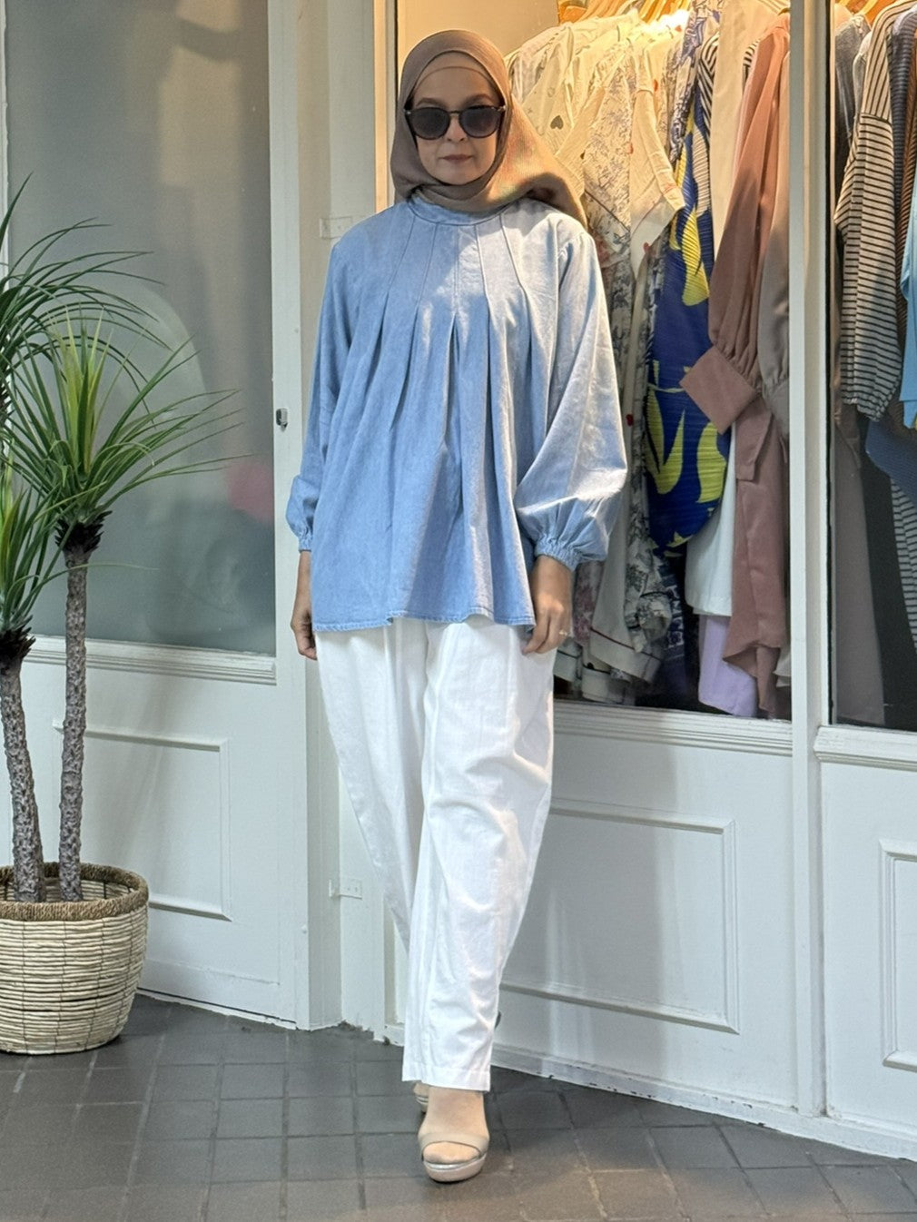 Faye Denim Top in Light Washed (NEW!)