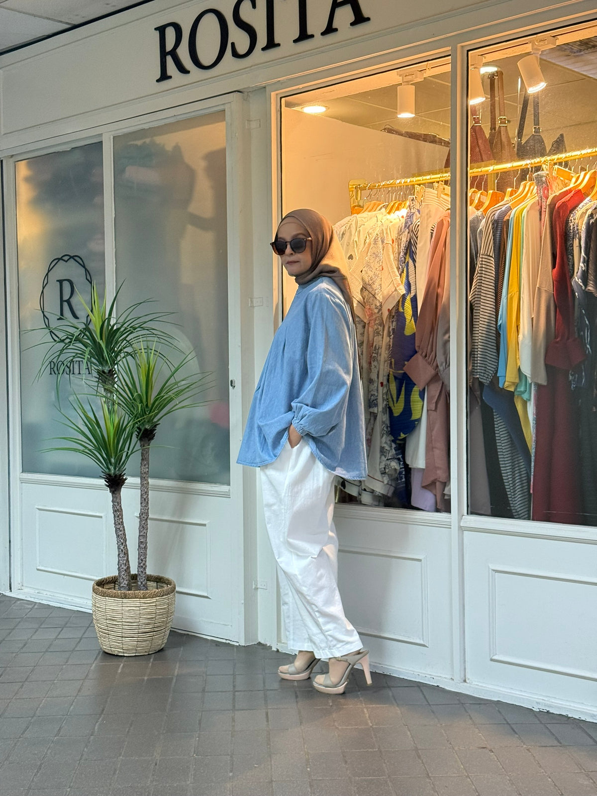 Faye Denim Top in Light Washed (NEW!)