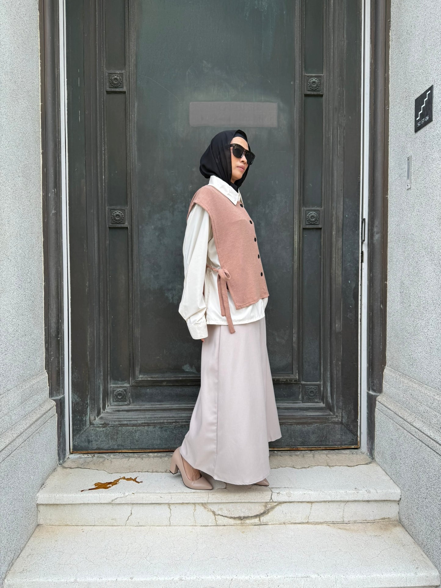 Vera Cotton Knit Vest in Milo (NEW!)