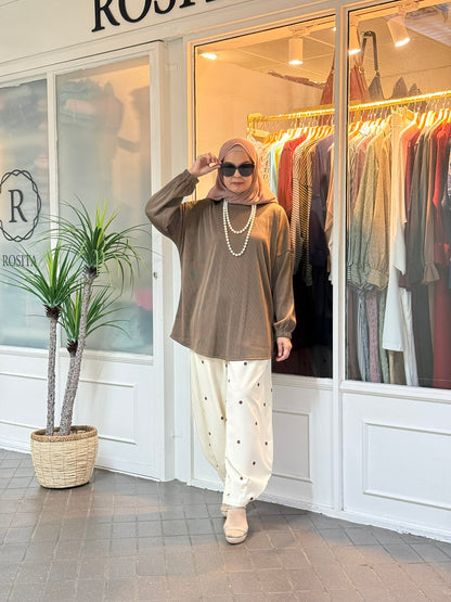 Yuki Pleated Top in Mocha (NEW!)