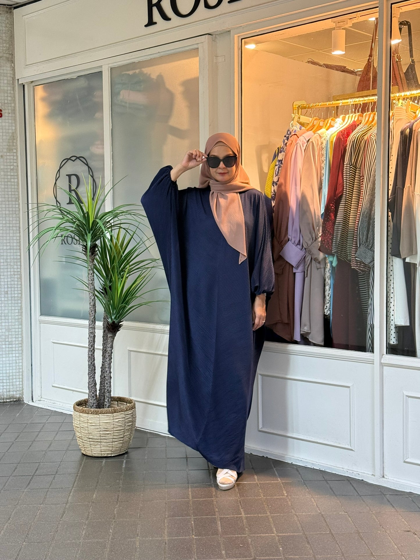 Azzahra Pleated Long Kaftan in Navy (NEW!)