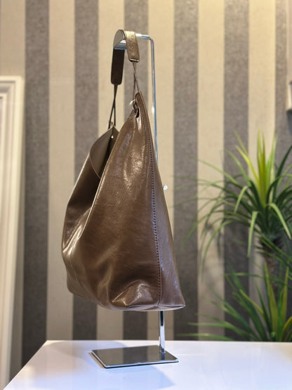 Netta Hobo Bag in Brown (NEW!)