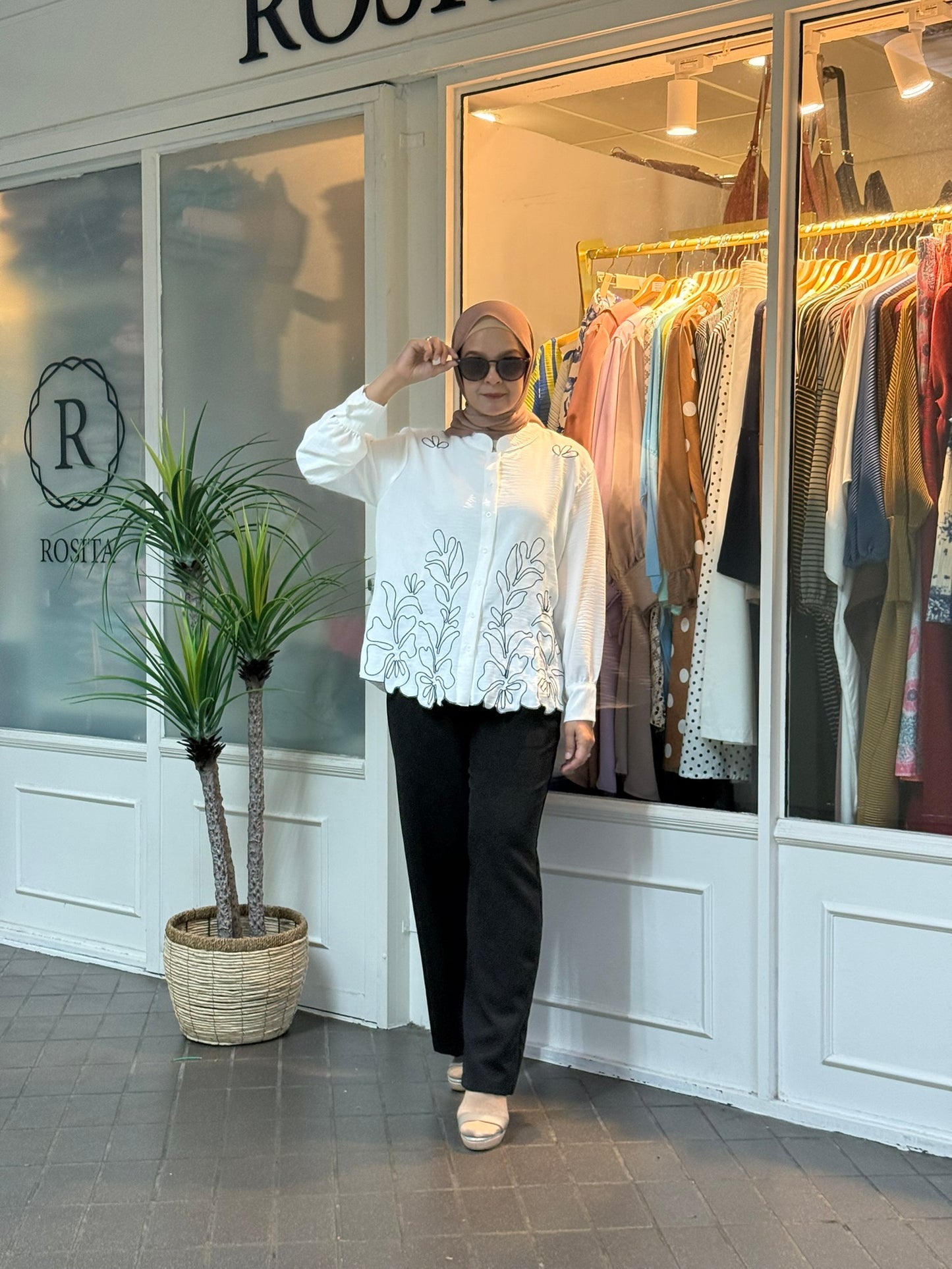 Felly Top in Off White (NEW!)