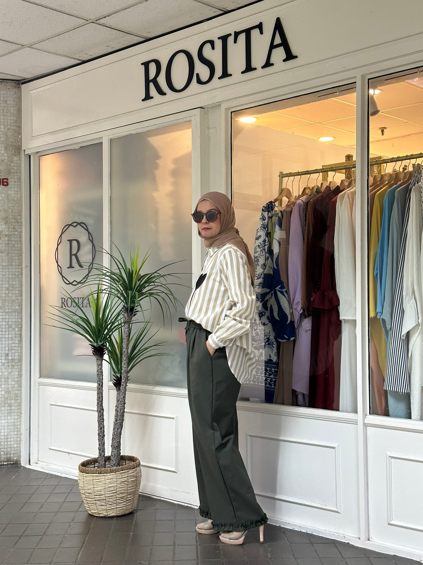 Elise Cotton Ruffles Pants 2.0 in Army Green (NEW!)