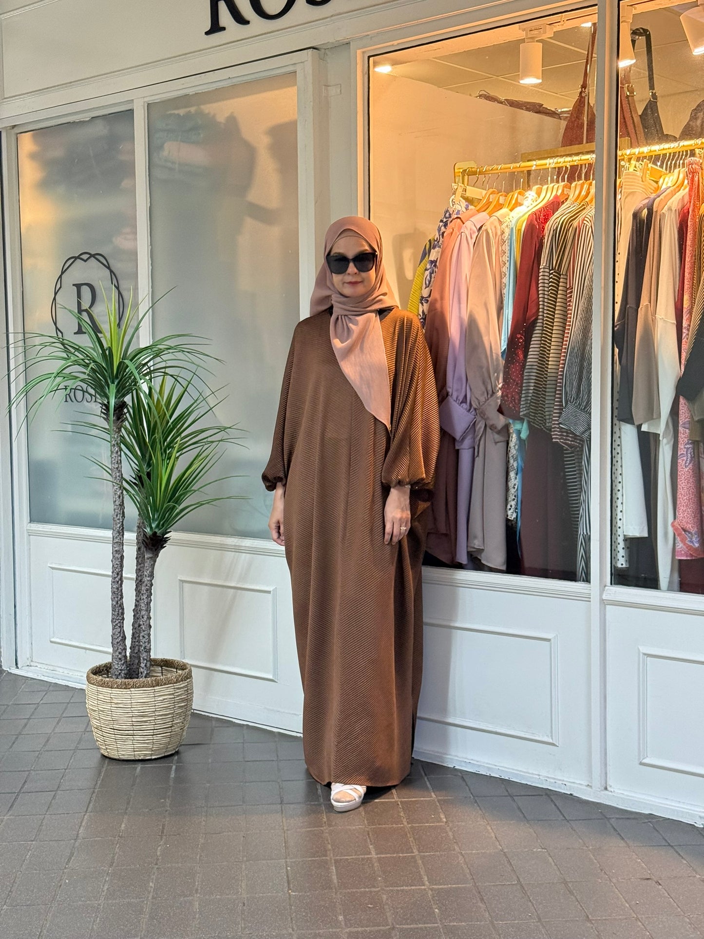 Azzahra Pleated Long Kaftan in Rich Brown (NEW!)