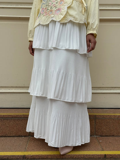 Maria Cake Skirt in White (NEW!)