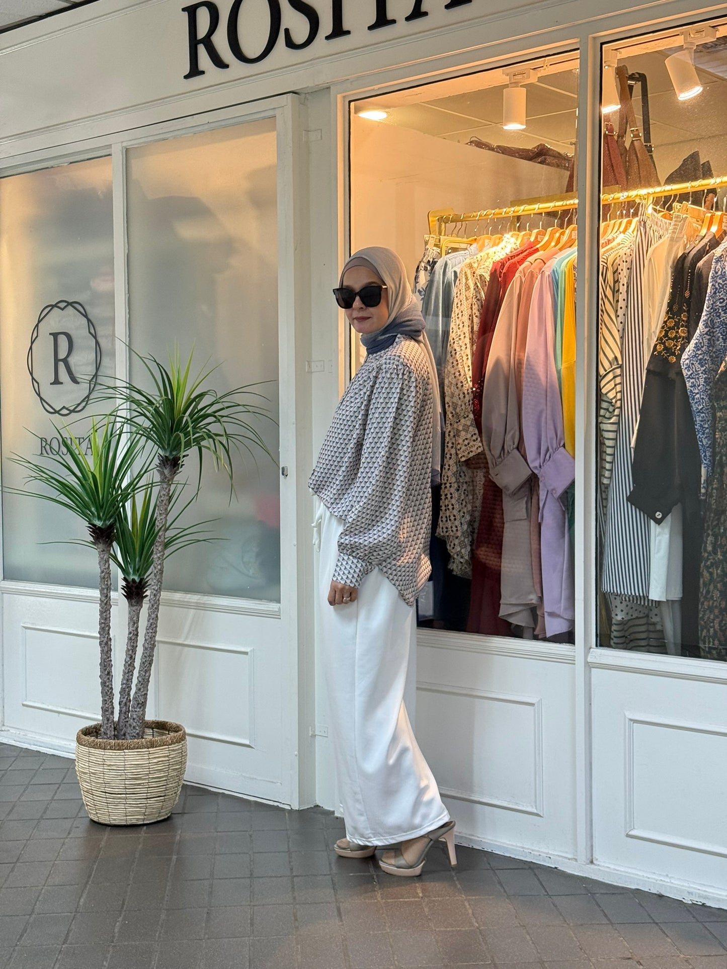 Ciara Drawstring Pants in White (NEW!)